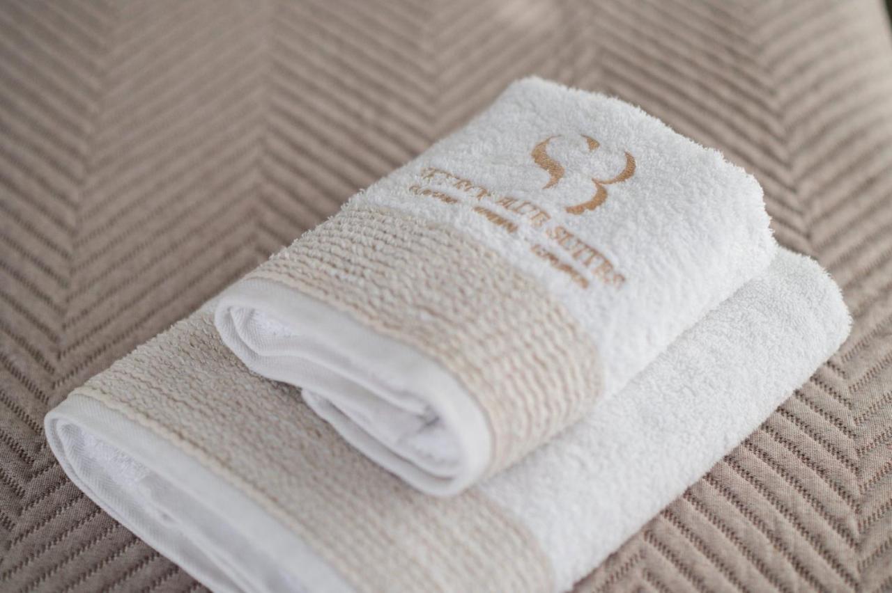 Skyros Blue Suites Bagian luar foto