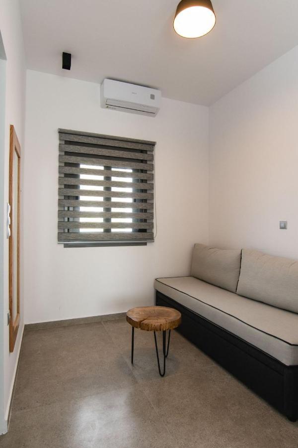 Skyros Blue Suites Bagian luar foto